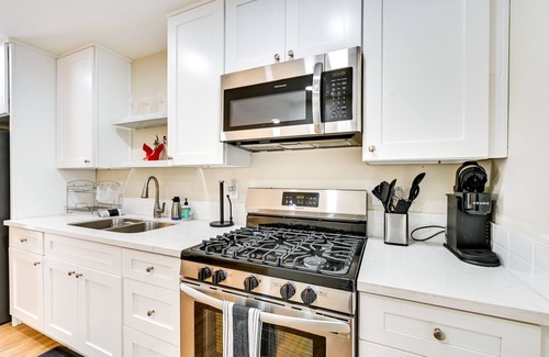 Lincoln Acres Apartment | Pet-Friendly San Diego Studio ~ 14 Mi to Downtown