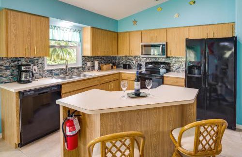 Sebastian Highlands House | Pet-Friendly Sebastian Home with Porch and Lake View!