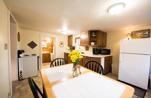 Nashville Cabin | Pet friendly, secluded, close to Nashville!