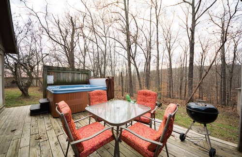 Nashville Cabin | Pet friendly, secluded, close to Nashville!