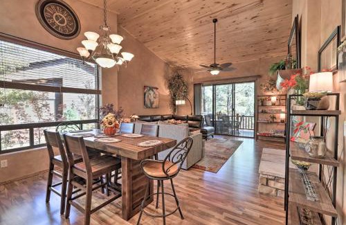 Torreon House | Pet-Friendly Show Low Townhome with Deck and Grill!