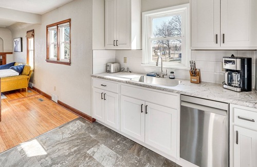 Sioux Falls House | Pet-Friendly Sioux Falls House - 2 Mi to Downtown!