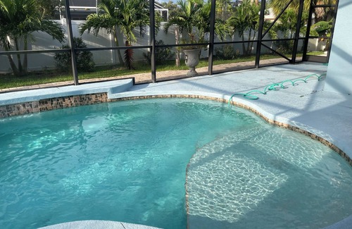 Port Charlotte House | Pet Friendly Spacious Port Charlotte home with Heated Private Pool and Lanai