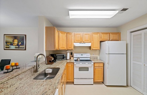 Stafford Apartment | Pet Friendly Spacious 2bedrooms/2baths Apt