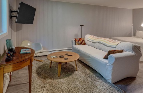 Staatsburg Apartment | Pet-Friendly Staatsburg Studio - Near State Park