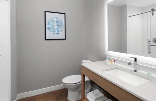 Dunwoody Hotel | Pet-Friendly Stay Close Shopping with Free Daily Breakfast Included