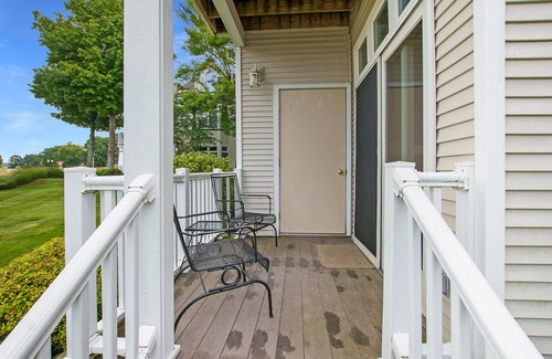 Manistee Condo | Pet-Friendly Studio at Harbor Village