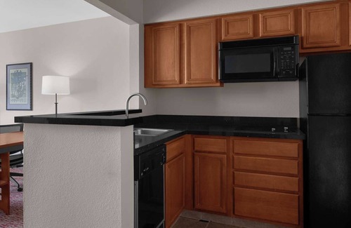 Folsom House | Pet-Friendly Studio w/Kitchenette, Close to Folsom Zoo Sanctuary