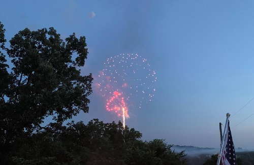Shell Knob Cabin | Pet Friendly Table Rock Lake Cabin w/Stunning Lake Views of Shell Knob Bridge