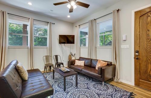 Tomball House | Pet-Friendly Tomball Home Walk to Main Street!