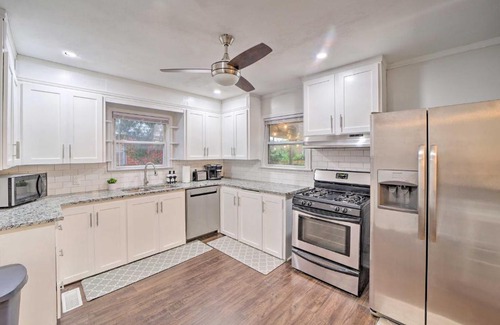 Tulsa House | Pet-Friendly Tulsa Digs with Deck and Fenced Yard