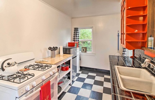 Ukiah House | Pet-Friendly Ukiah Home w/ Fenced Yard!