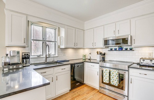 Hopewell Junction House | Pet-Friendly Hopewell Junction Home w/Pool