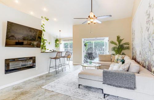 Valrico House | Pet-Friendly Valrico Vacation Home with Lanai!