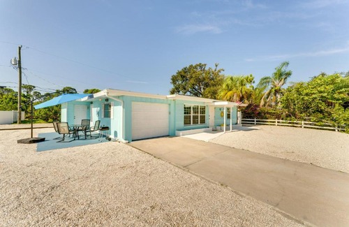 South Venice House | Pet-Friendly Venice Vacation Rental, 3 Mi to Beach