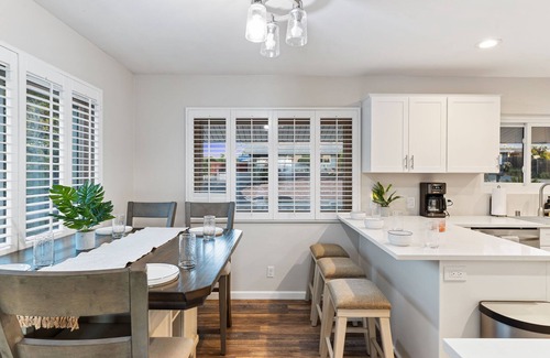 Fallbrook House | Pet friendly Vet Owned Home with Pool