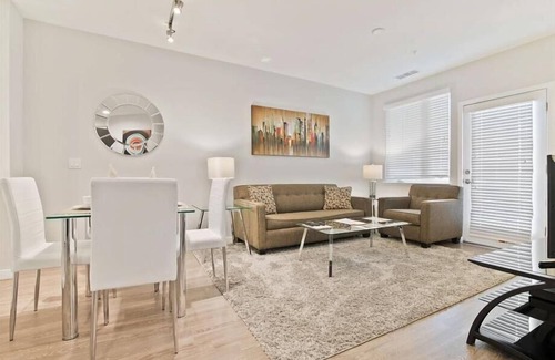 Grantville Apartment | Pet-friendly w/Pet wash| San Diego 1BR