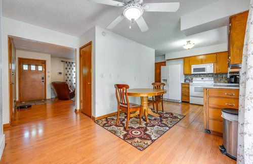 Waterloo House | Pet-Friendly Waterloo Abode w/Deck!