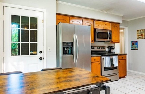 Columbus House | Pet Friendly whole home rental in Columbus