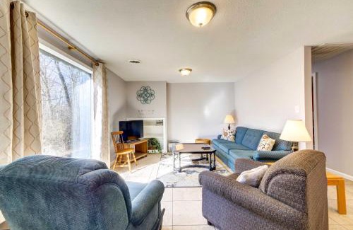 Poland House | Pet-Friendly Youngstown Cottage with Yard