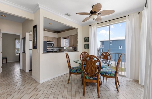 New Smyrna Beach Condo | Pet Friendly🐾Steps from Beach-Ocean Club at Turtle Mound 101🌊