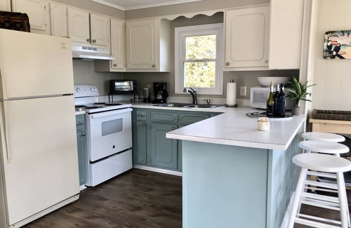 Broadkill Beach Cottage | ✨Pet Friendly✨Walk to the beach from this coastal cottage on Broadkill!