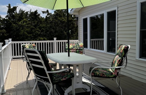 Broadkill Beach Cottage | ✨Pet Friendly✨Walk to the beach from this coastal cottage on Broadkill!