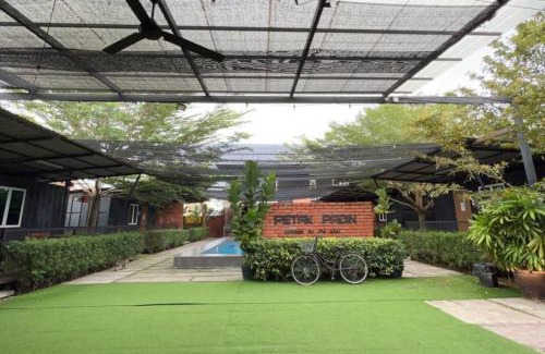 Permatang Tinggi House | Petak Padin Cottage by The Pool, Kepala Batas Penang