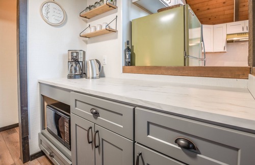 Glencoe Cabin | Petal Pines A-Frame w/ Heat & AC