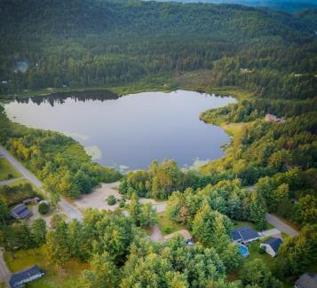 Hastings Highlands House | Petals Suite Patio Nature Trails Bancroft