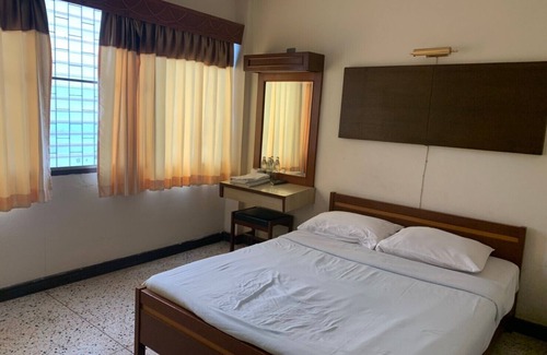 Phitsanulok Hotel | Petch Pailyn Hotel