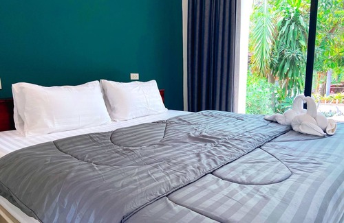 U Thong Hotel | Petchngam Home Resort