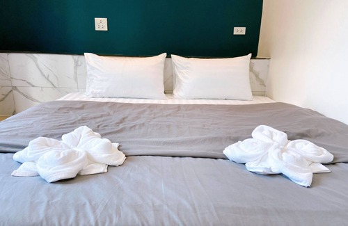 U Thong Hotel | Petchngam Home Resort