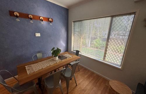 Karama House | Pete's Place