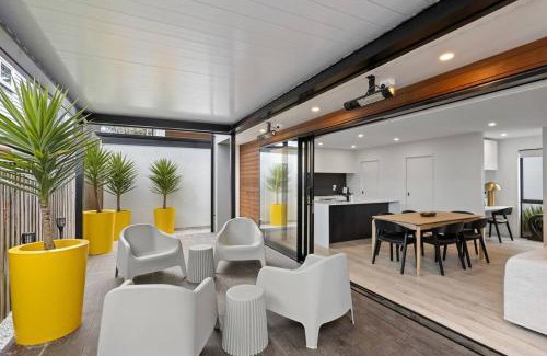 Christchurch City Centre House | Peterborough Hideaway