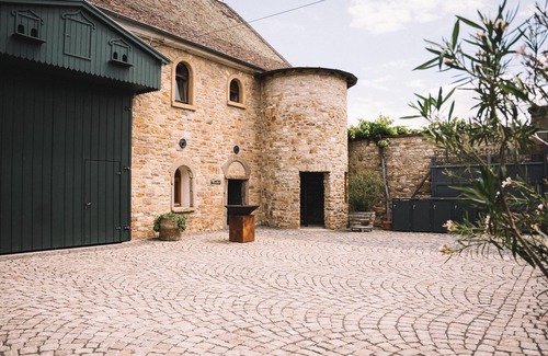Alzey House | Petershof Winery, Germany