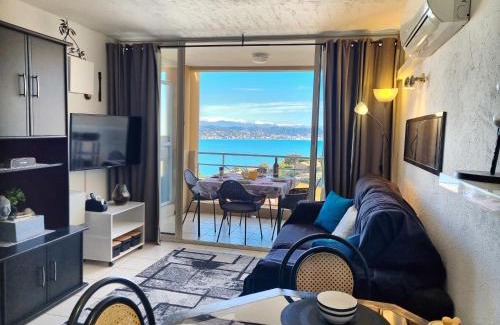 Theoule-sur-Mer Apartment | Petit écrin vue Mer et Montagne