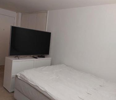Lido di Camaiore Apartment | Petit Biscuit - Wi-Fi - Kitchen - AC - Parking
