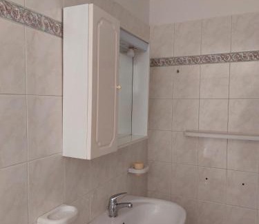 Lido di Camaiore Apartment | Petit Biscuit - Wi-Fi - Kitchen - AC - Parking