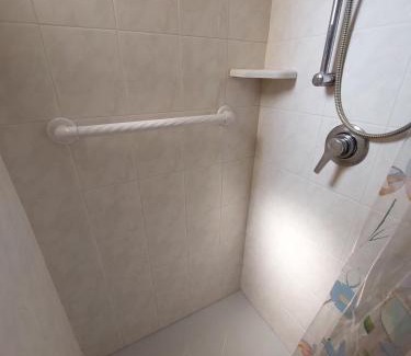 Lido di Camaiore Apartment | Petit Biscuit - Wi-Fi - Kitchen - AC - Parking
