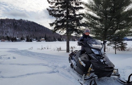 Adstock Ski Chalet | Petit chalet du lac du huit