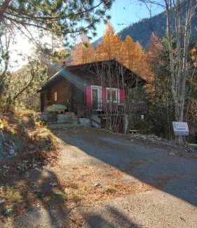 Bovernier Ski Chalet | Petit chalet rustique et bucolique