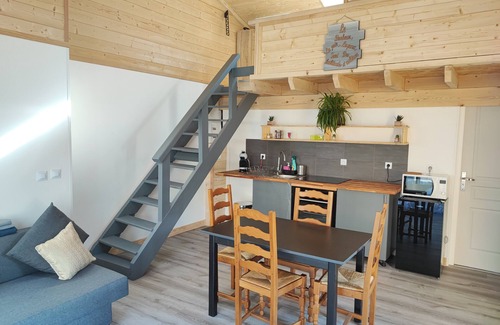 Susville Apartment | Petit Coin de Bonheur clim terrasse parking centre