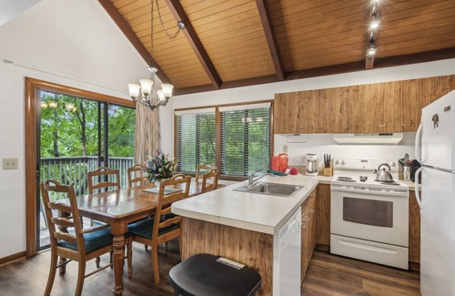 Big Canoe Apartment | Petit Crest Villas
