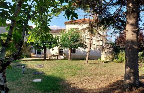 Blasimon House | Petit Est Eco Cottage