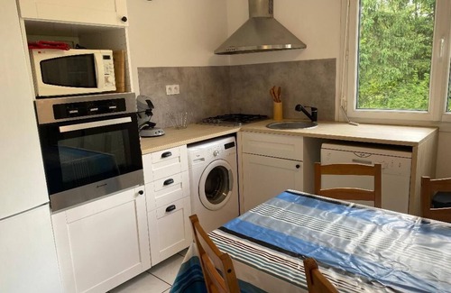 Giat House | Petit Gîte en Auvergne Entièrement Rénové