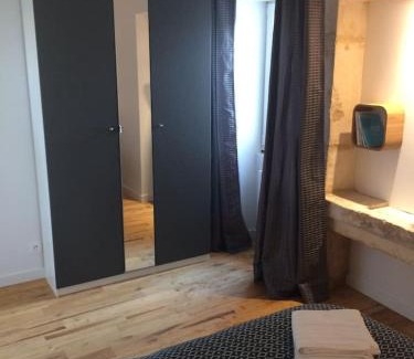 La Rochette House | PETIT GITE EN BRACONNE