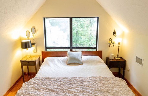 Morrilton Cabin | Petit Jean retreat with stunning view of Ada Valley