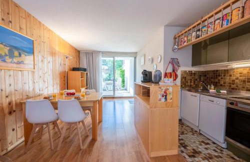 Enchastrayes Apartment | Petit Montagnard - Casier à ski - Parking