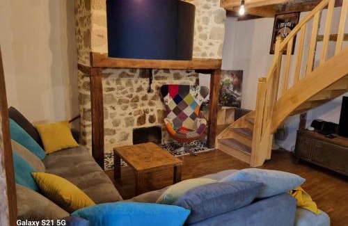 Laroquebrou Apartment | Petit nid